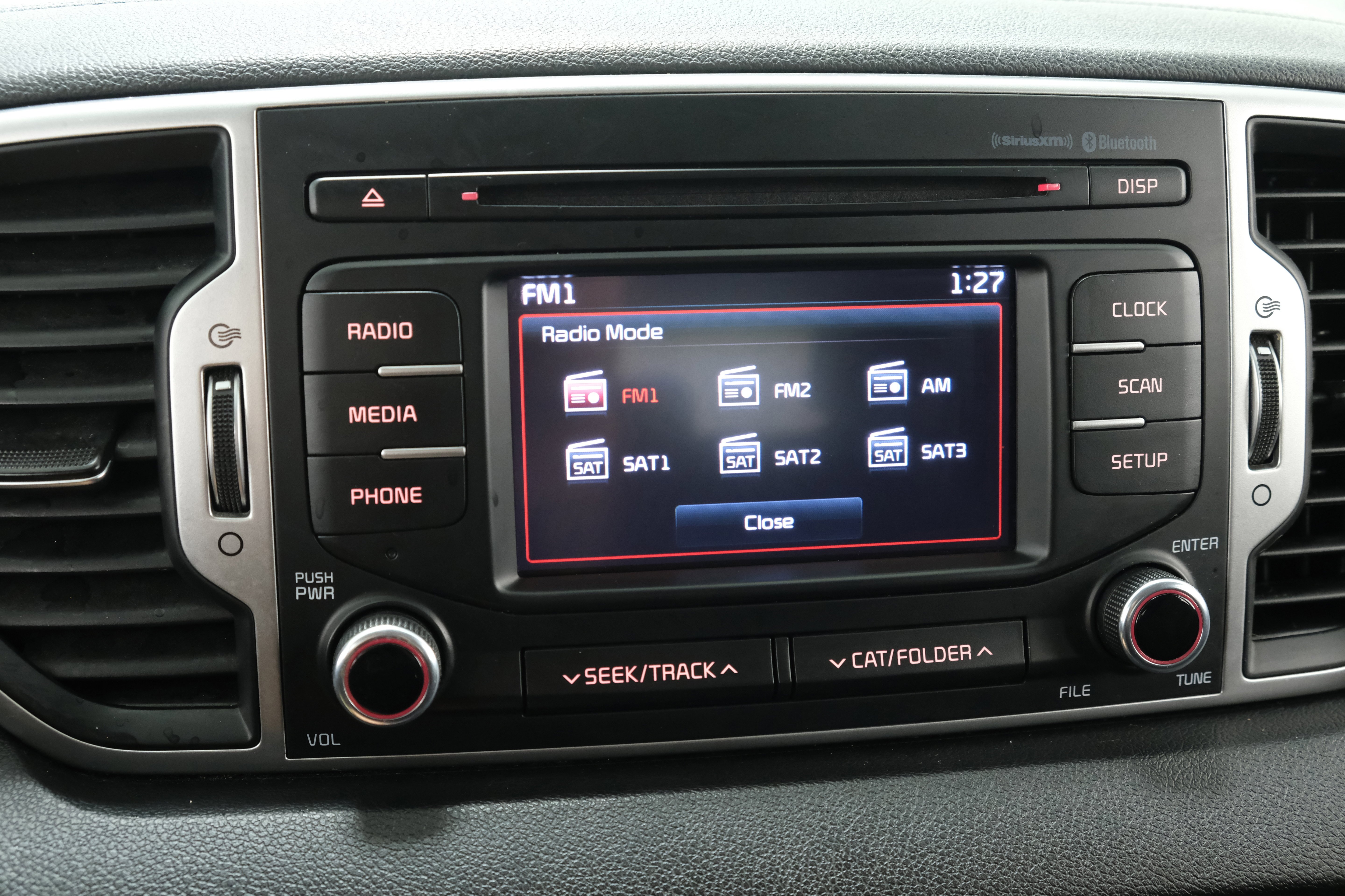 Used 2018 Clear White Kia LX image 17