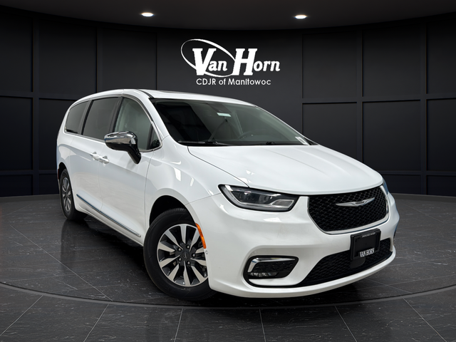 2023 Chrysler Pacifica Hybrid Limited