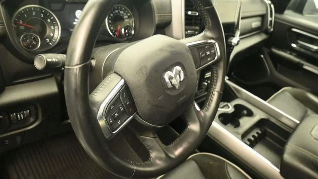 Certified Used 2024 Crystal Metallic Ram Laramie image 16