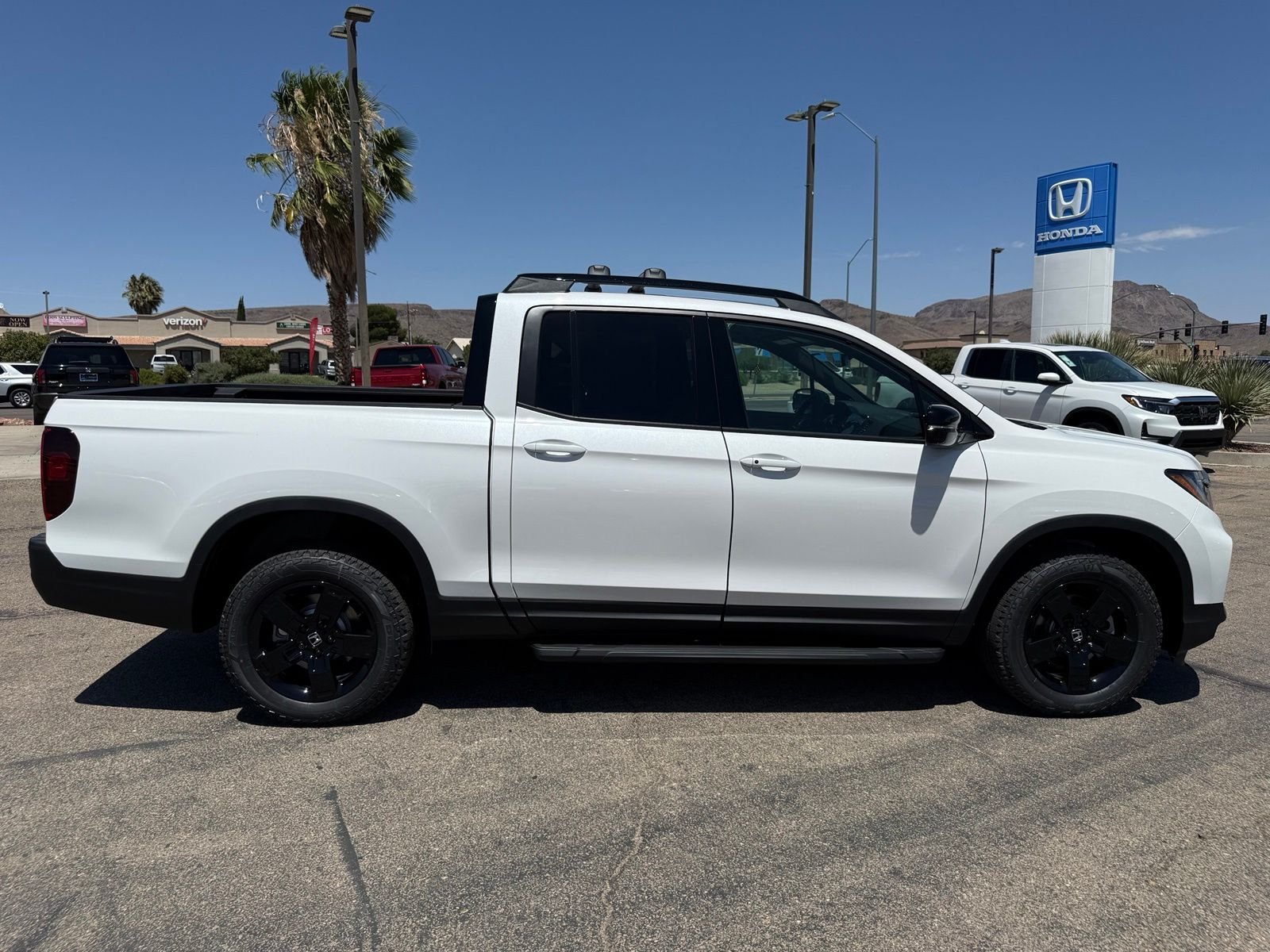 New 2026 Platinum White Pearl Honda Black Edition image 4