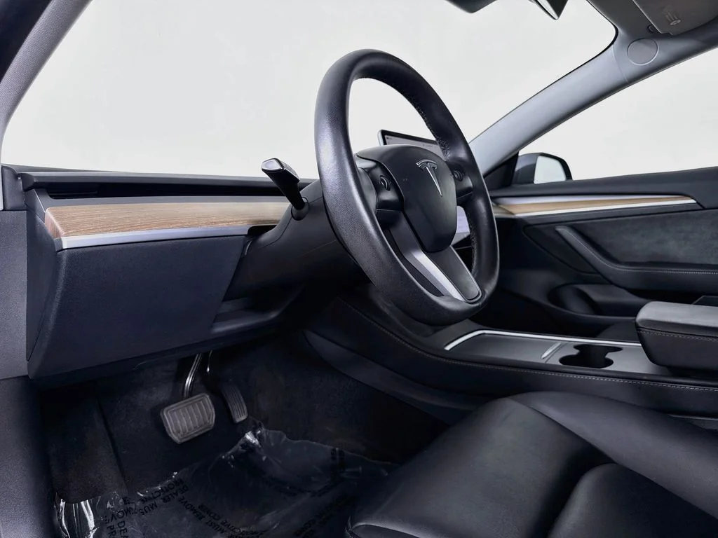 Used 2023 Gray Tesla Base image 9