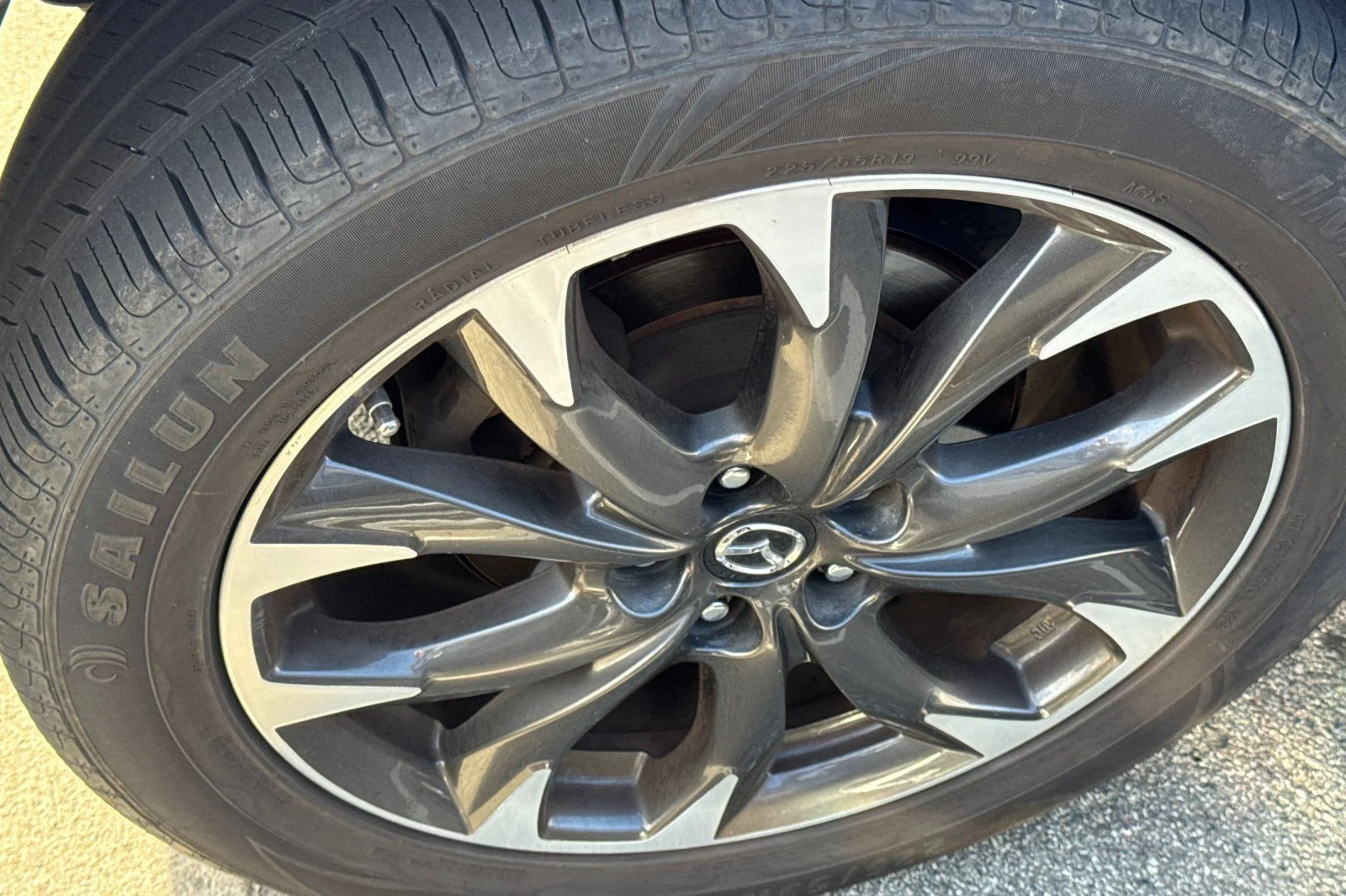 Used 2016 Sonic Silver Metallic Mazda Grand Touring image 4