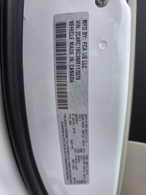 Used 2022 Bright White Clearcoat Chrysler Touring L image 27
