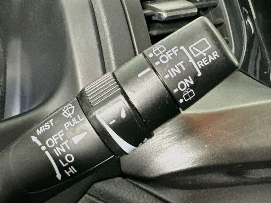 Certified Used 2021 White Honda EX-L image 16