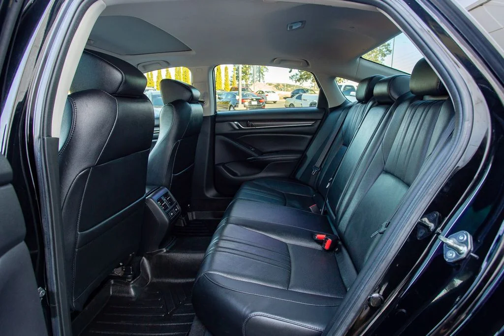 2021 Honda Accord EX-L - Photo 17