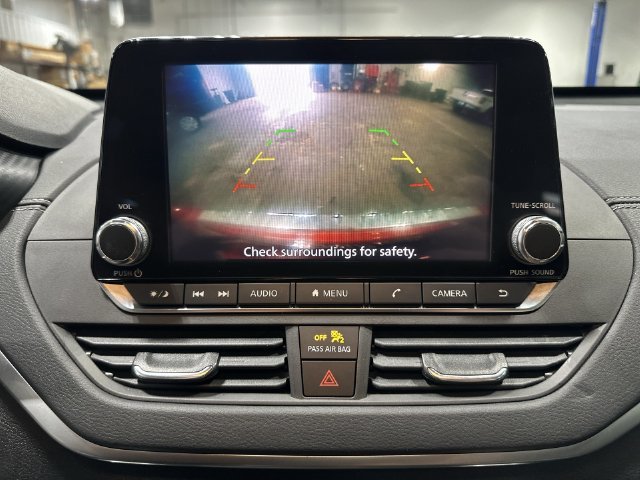 Certified Used 2019 Red Nissan 2.5 SV image 29