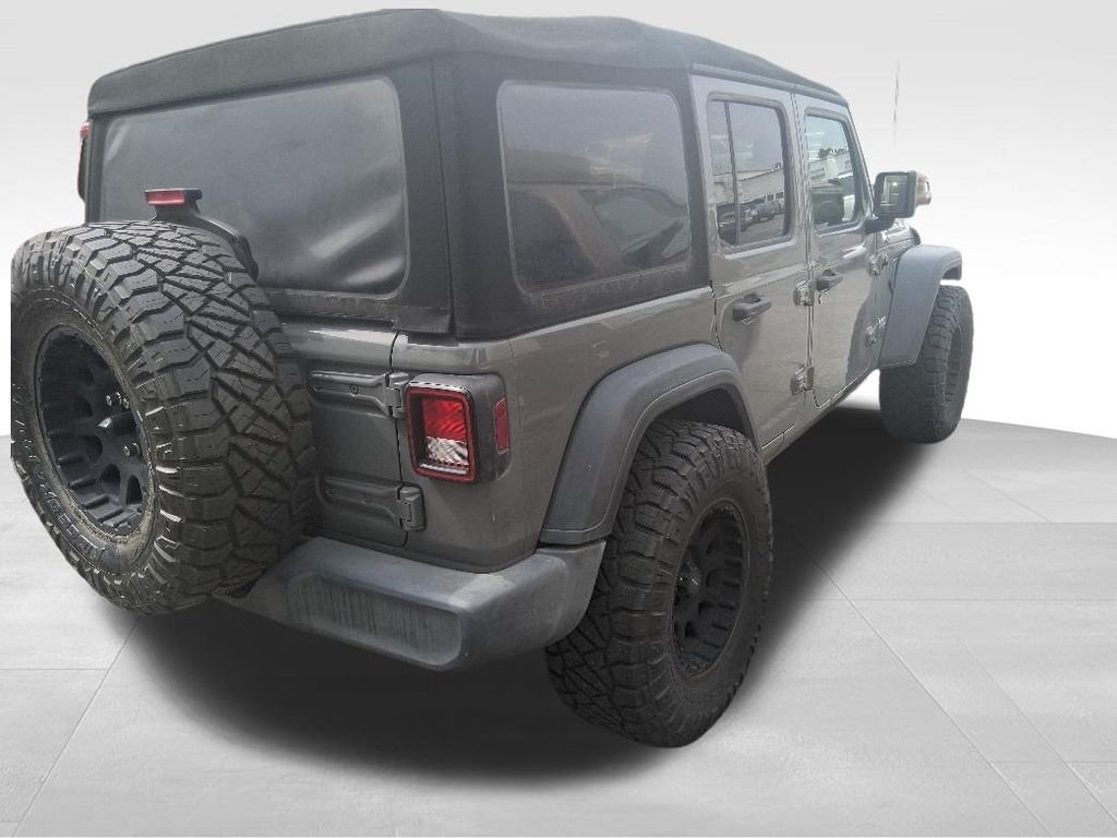 Used 2019 Gray Jeep Unlimited Sport image 16