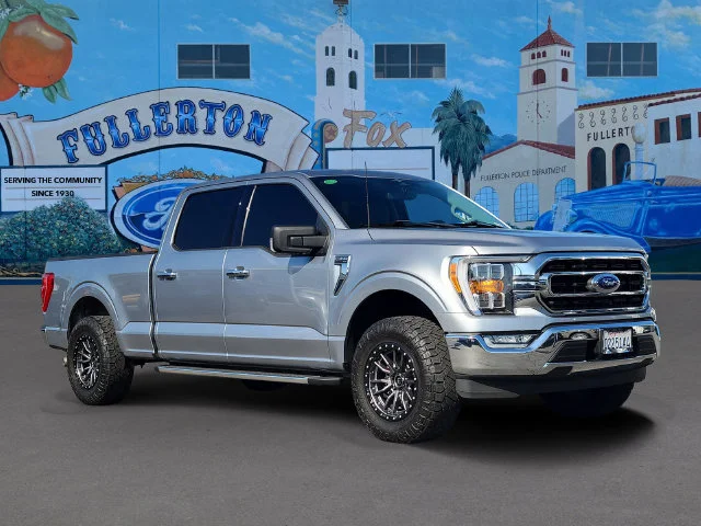 Certified Used 2023 Silver Metallic Ford XLT image 1