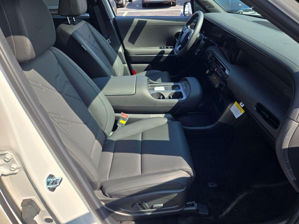 New 2026 White Pearl Hyundai XRT Pro image 5
