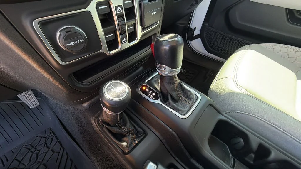 Used 2021 White Jeep Unlimited Sahara High Altitude image 31