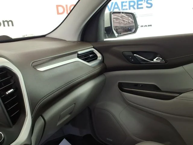 Used 2021 White GMC SLT image 24