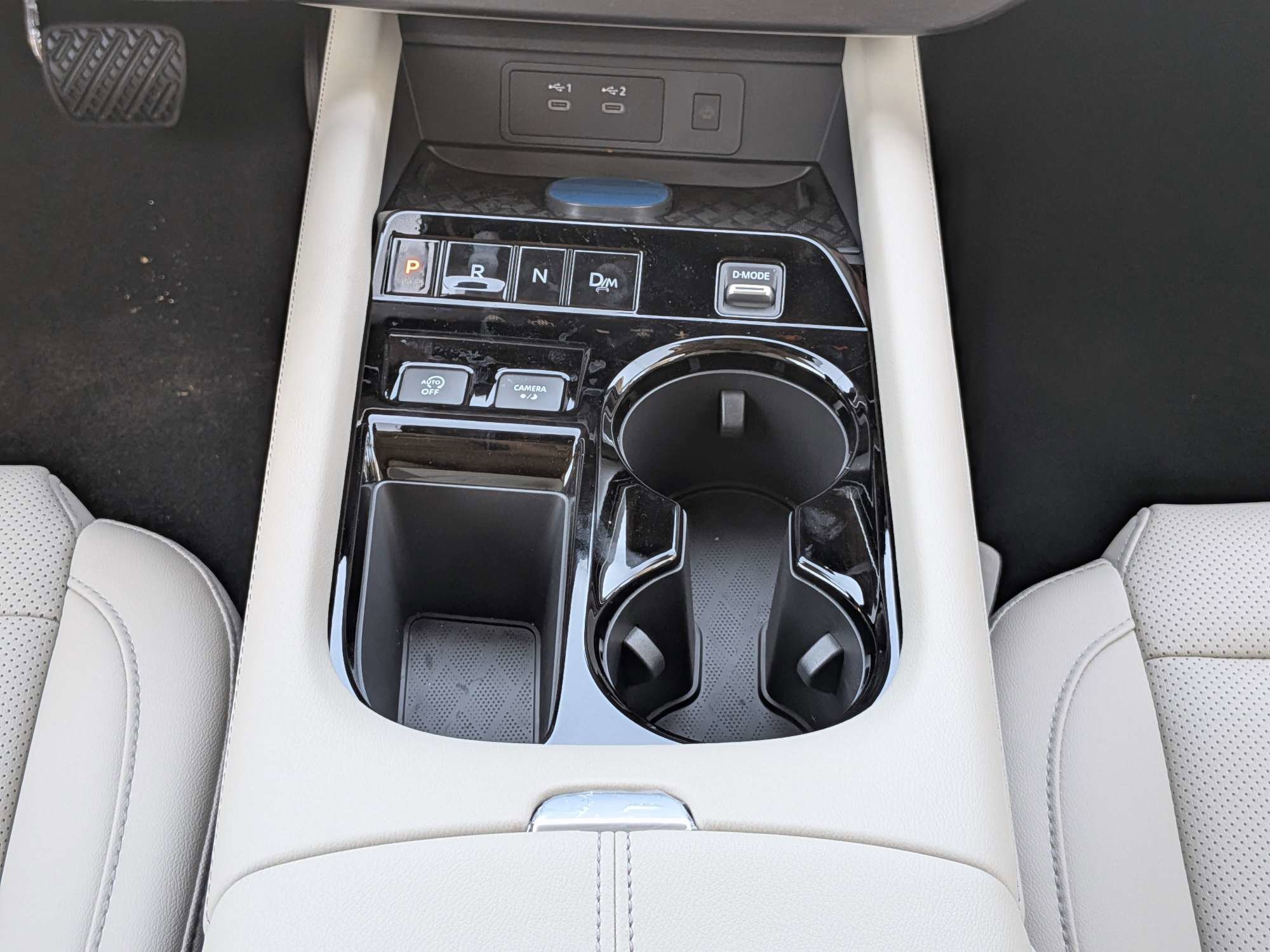 New 2026 White Nissan SL image 16