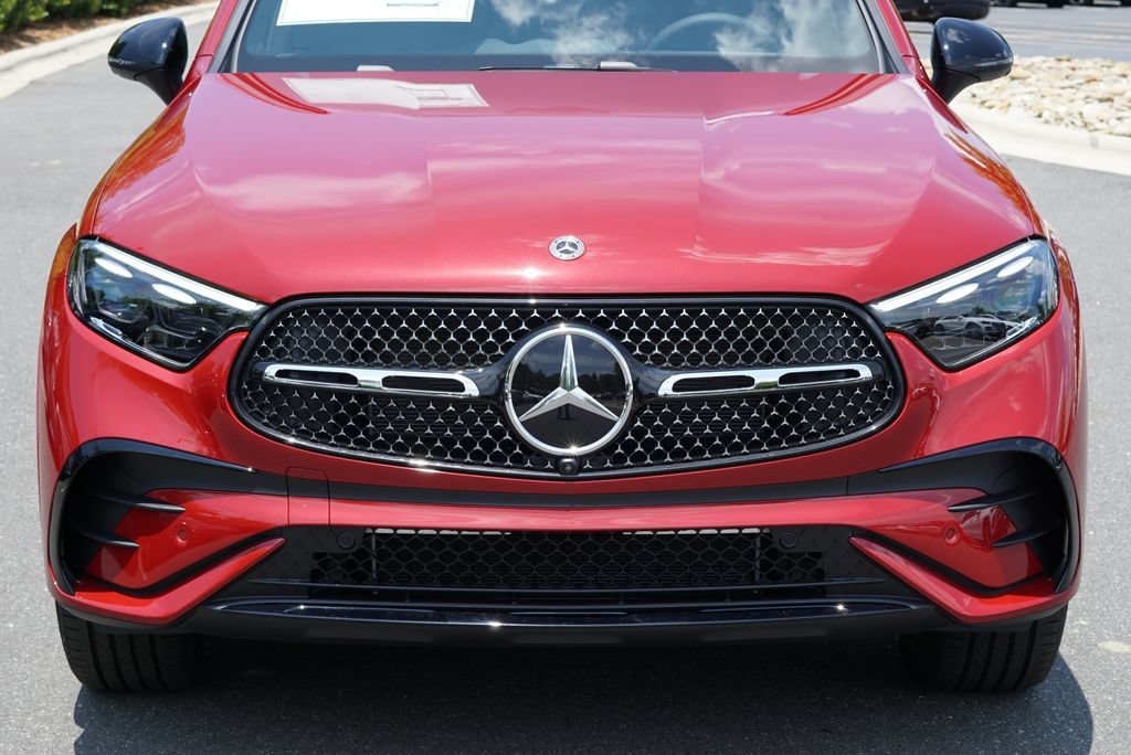 New 2026 MANUFAKTUR Patagonia Red Metallic Mercedes-Benz GLC 300 Coupe image 75
