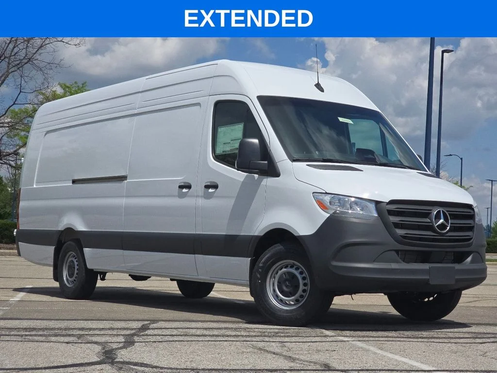 2026 Mercedes-Benz Sprinter 2500 170 Ext WB HO High Roof's photo