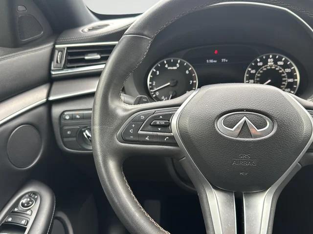 Used 2023 Gray INFINITI LUXE image 16