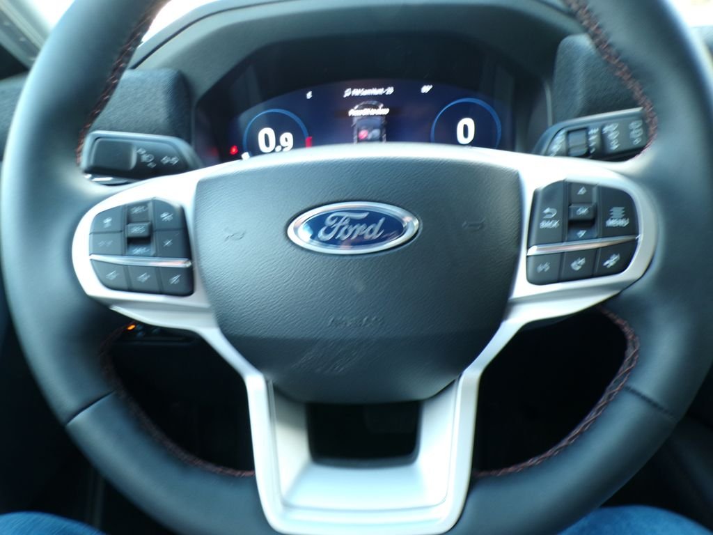 New 2026 Agate Black Metallic Ford Active image 17