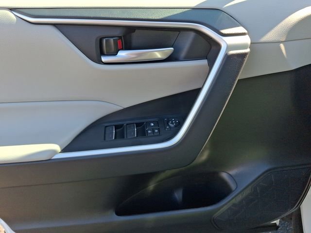 Used 2024 White Toyota XLE image 13