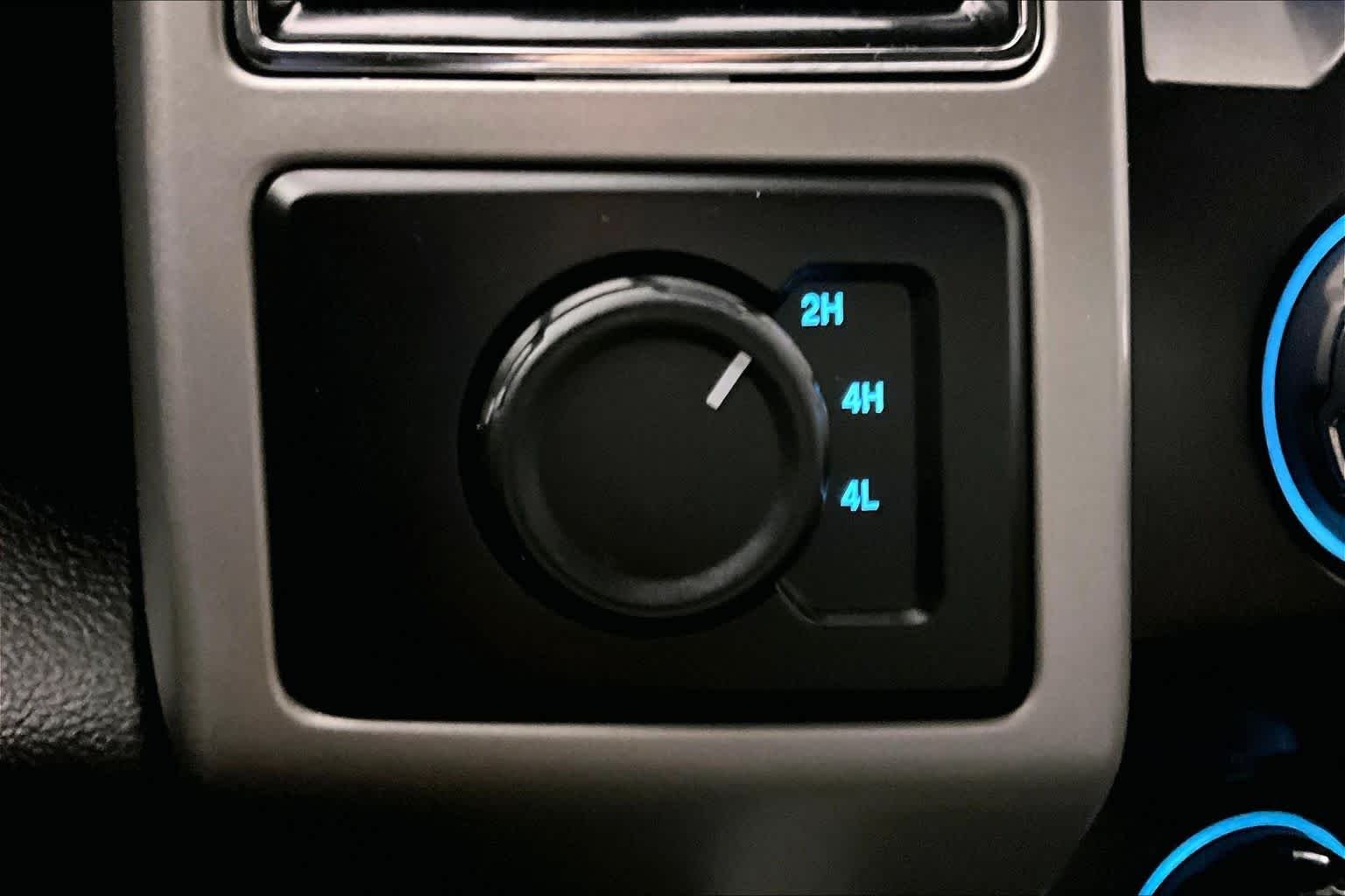 Used 2021 Agate Black Ford LARIAT image 30
