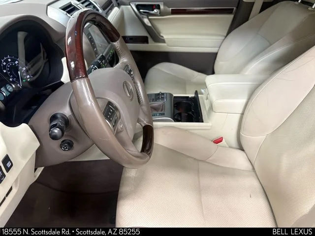 Used 2019  Lexus 460 image 12