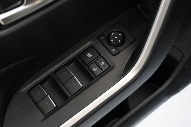 Used 2023 Silver Toyota XLE Premium image 6