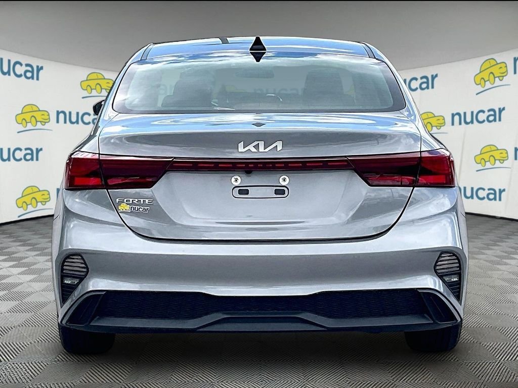 Used 2024 Steel Gray Kia LXS image 5