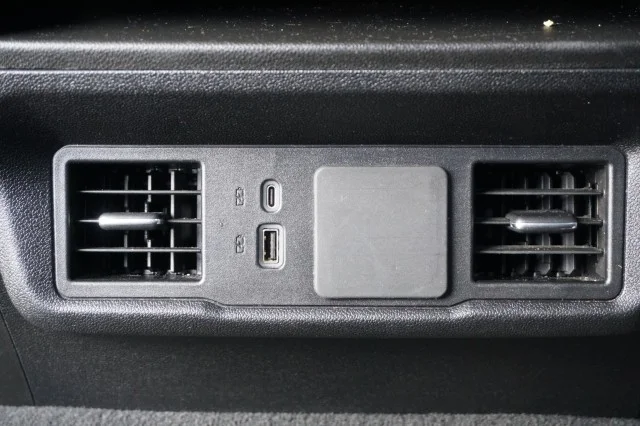 Used 2024  Chevrolet Custom image 19