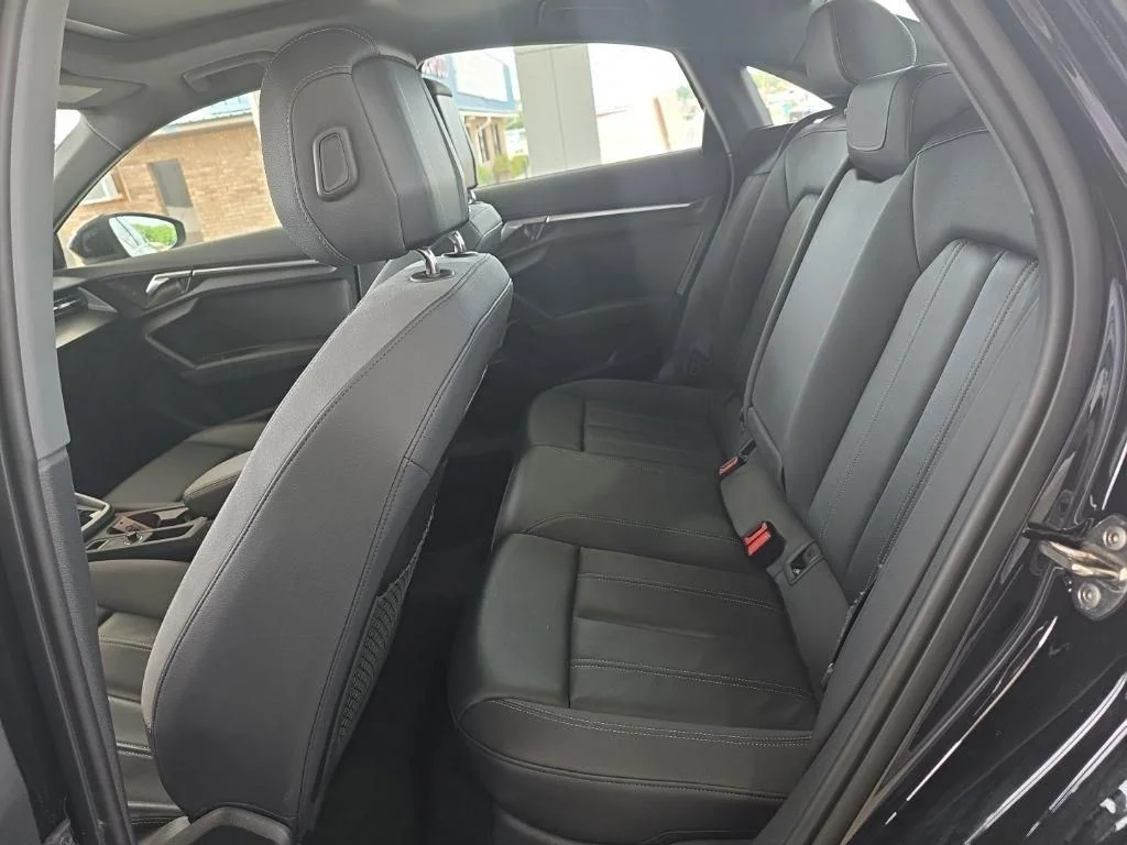 Used 2024  Audi 40 Premium image 9