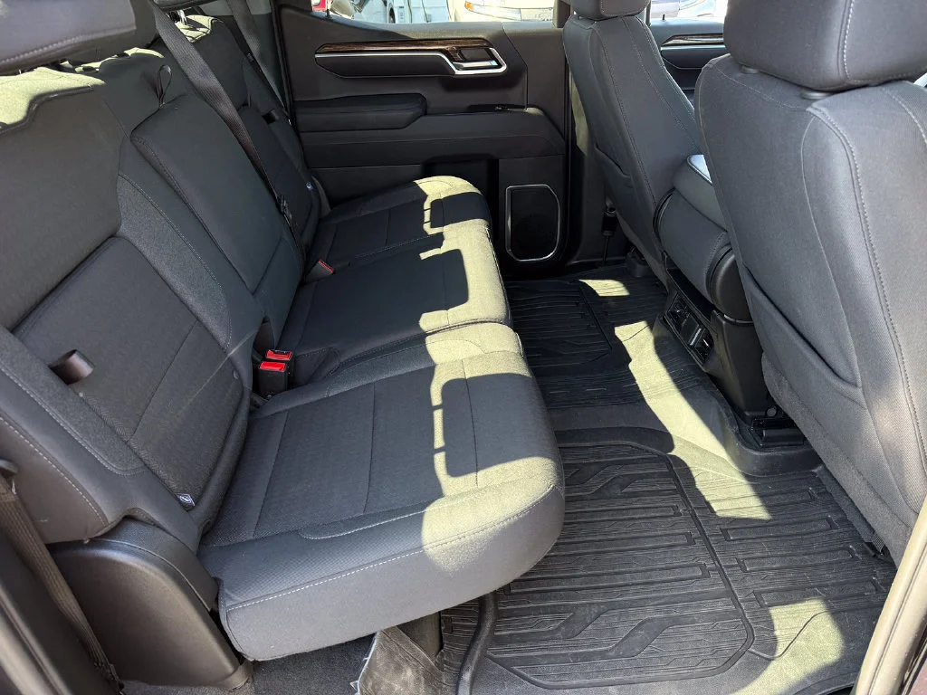 Used 2026 Titanium Rush Metallic GMC Elevation image 17