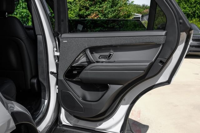 New 2026  Land Rover Dynamic SE image 56