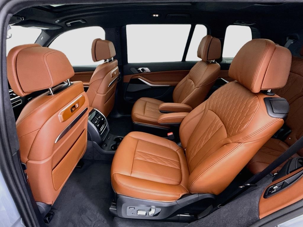 New 2027 Gray Metallic BMW xDrive40i image 20