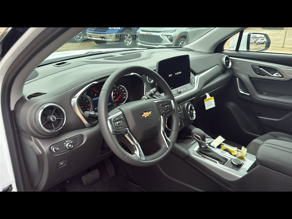 New 2026 Summit White Chevrolet 2LT image 9