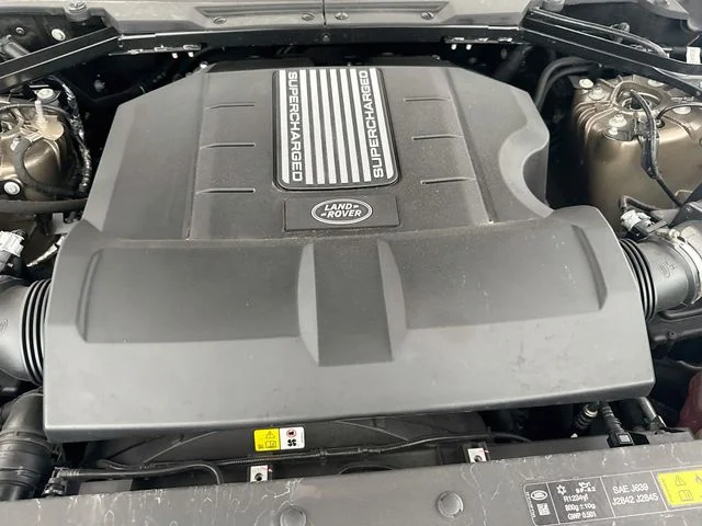 Certified Used 2025 Gray Land Rover X-Dynamic SE image 32
