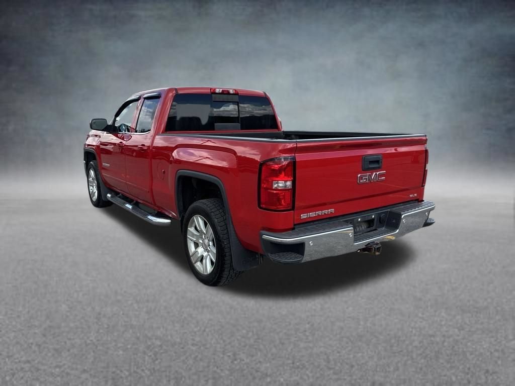 Used 2015 FIRE RED GMC SLE image 4