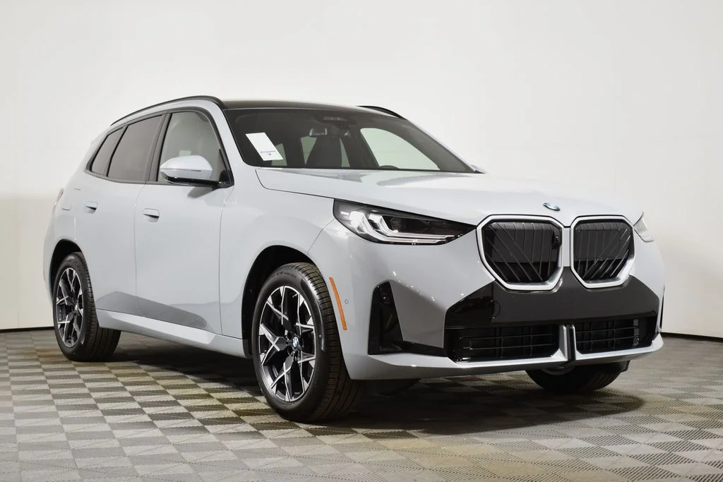 Used 2026 Gray BMW 30 xDrive image 9