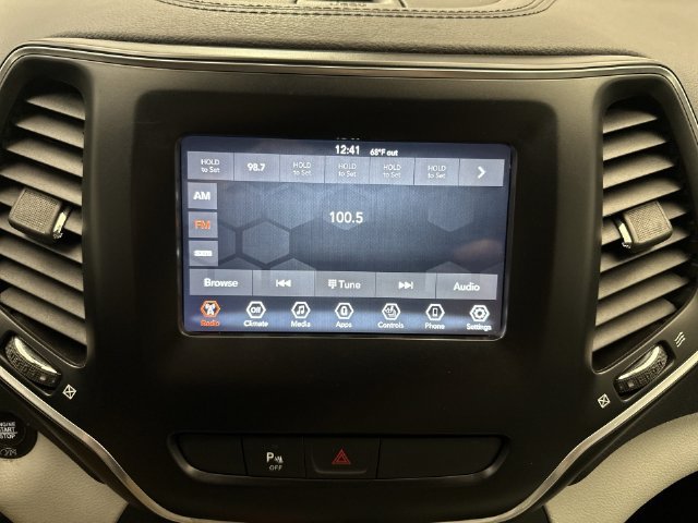 Used 2020 Blue Jeep Latitude Plus image 16