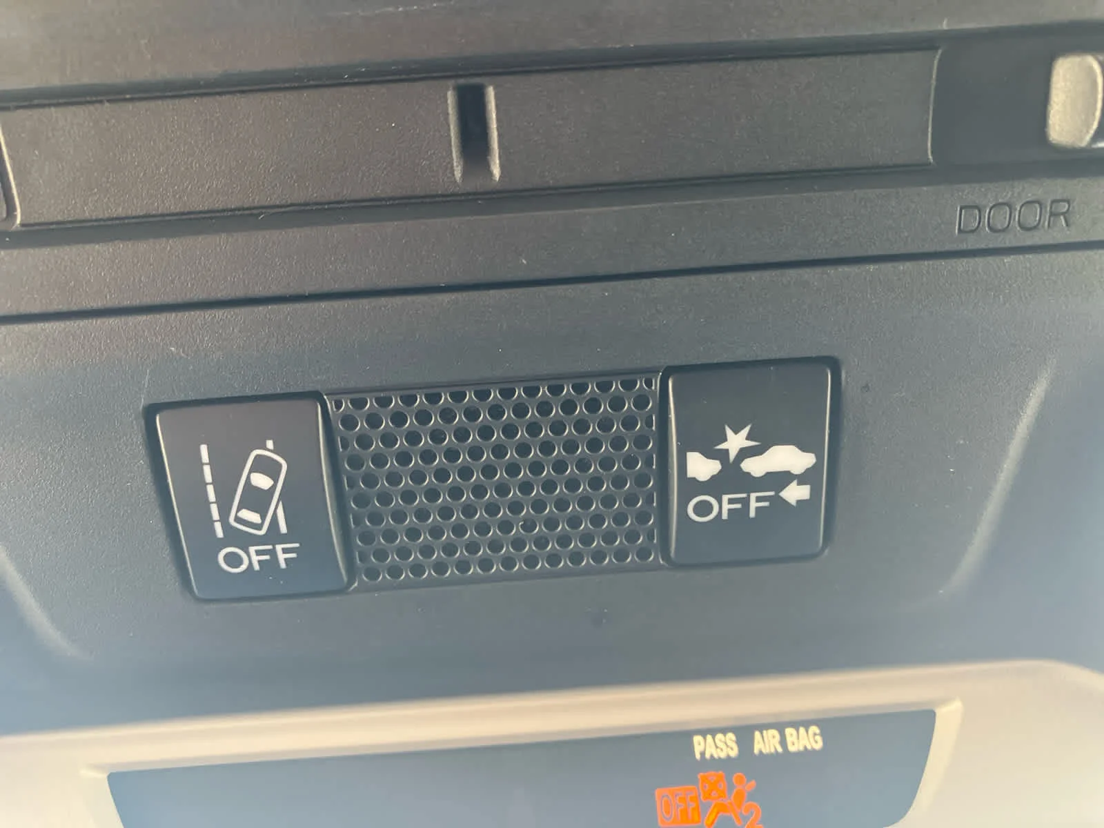 Used 2022 Crystal White Pearl Subaru  image 19
