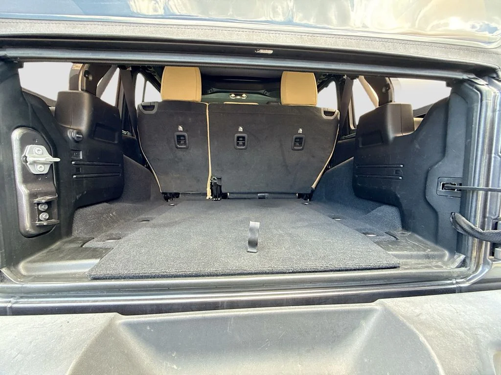 Used 2022 Gray Jeep Unlimited Sport S image 30