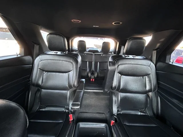 Used 2020 Gray Ford XLT image 19