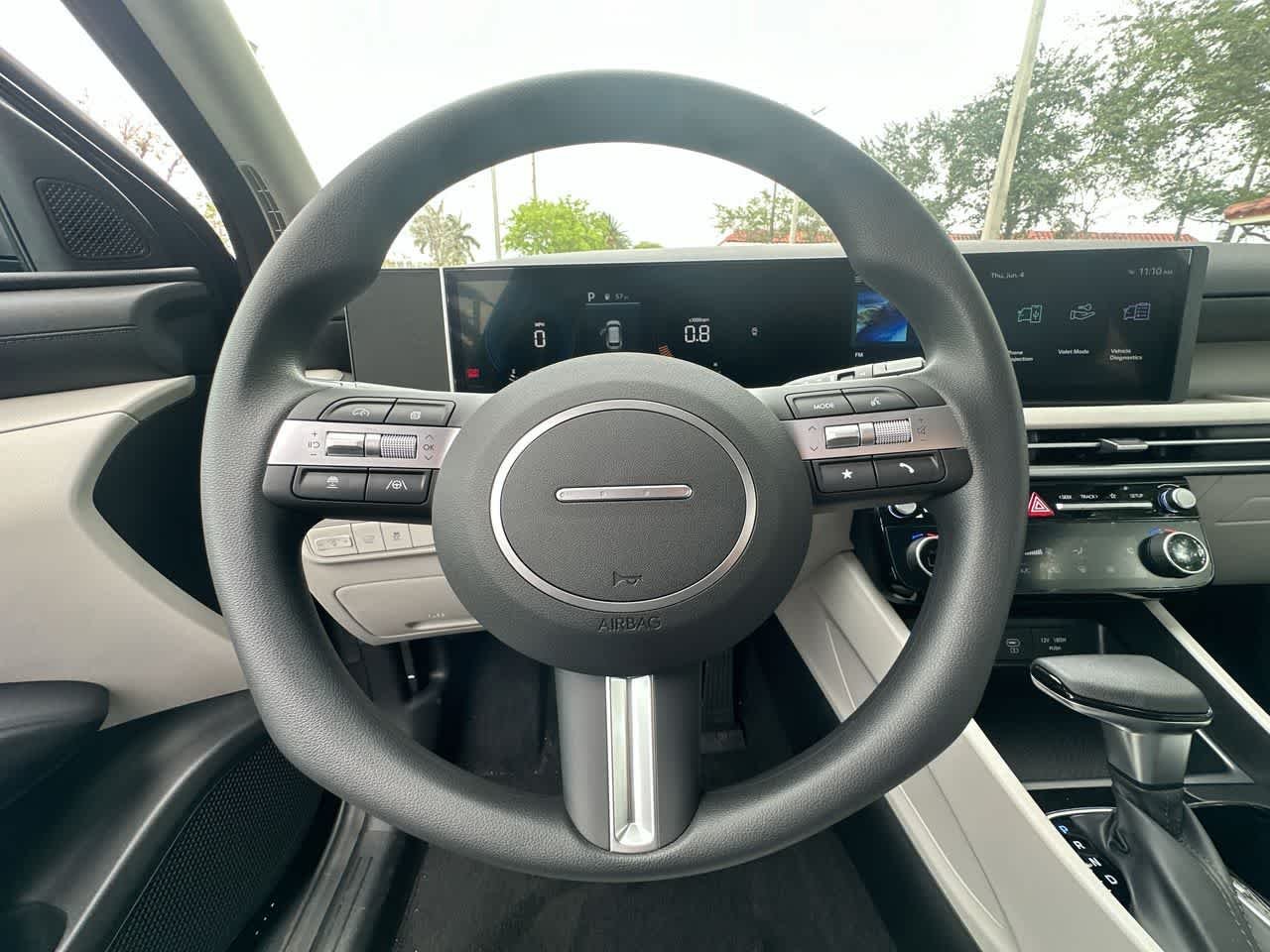 New 2026 Phantom Black Hyundai SEL FWD image 15