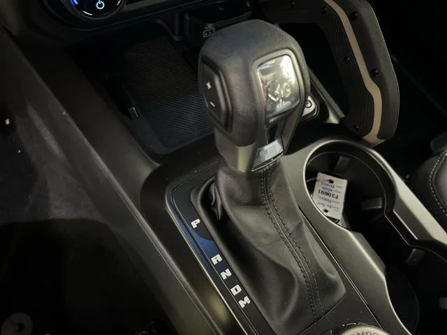 New 2026 Oxford White Ford Badlands® image 44