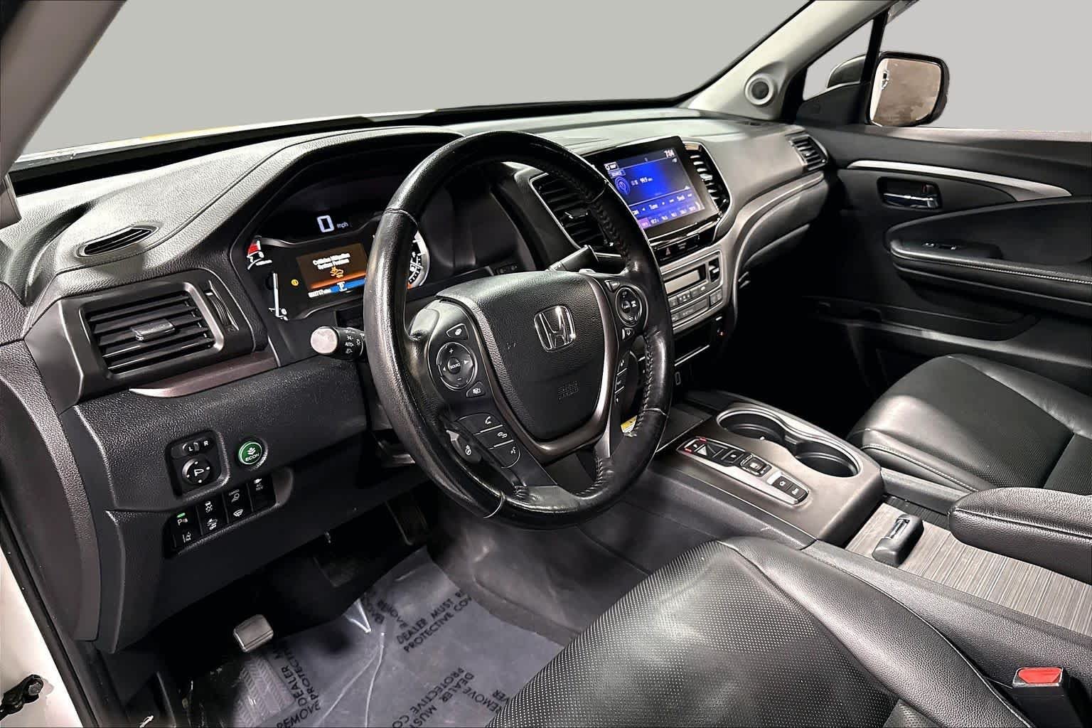 Used 2022 Platinum White Pearl Honda RTL-E image 18