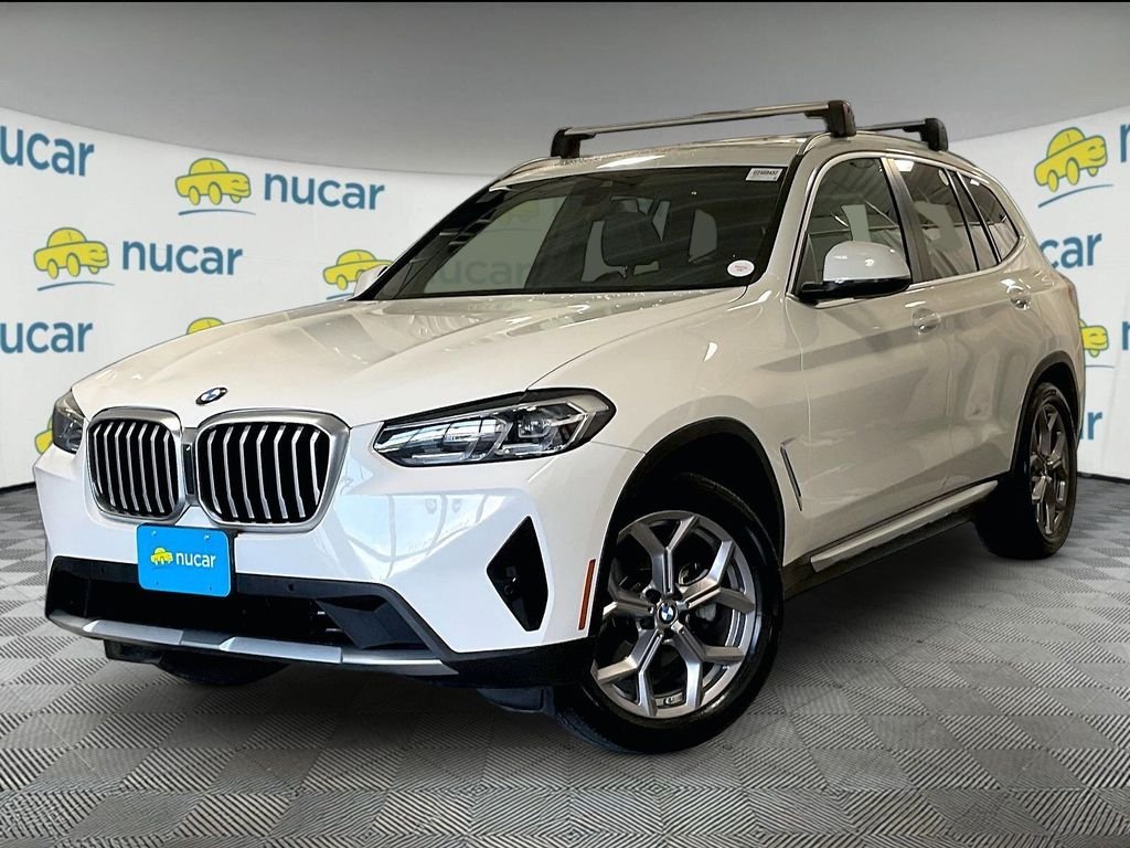 Used 2022 White BMW xDrive30i image 3
