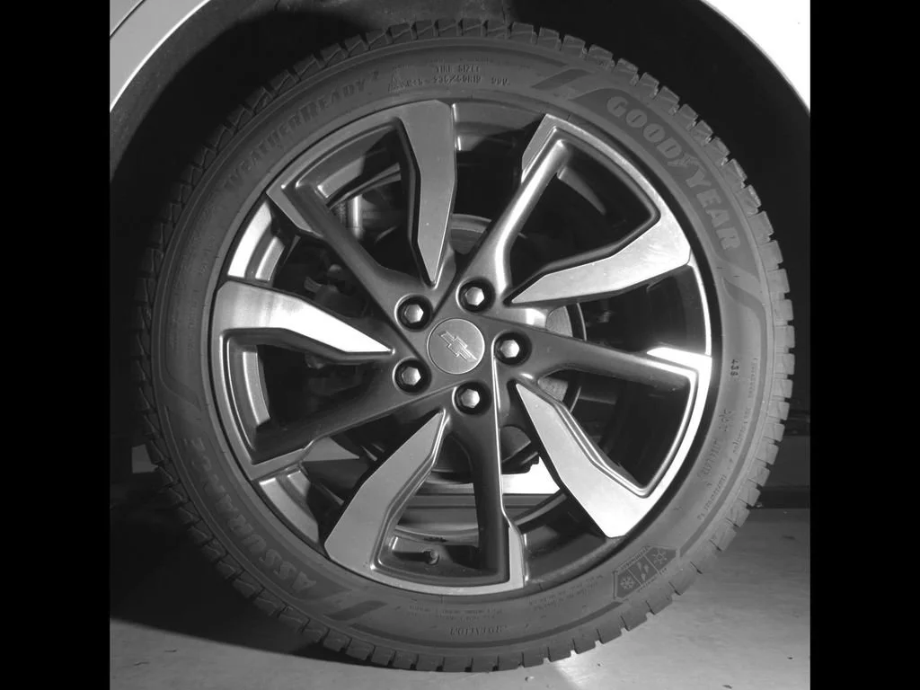 Certified Used 2022 IRIDESCENT PEARL TRICOAT Chevrolet Premier image 16