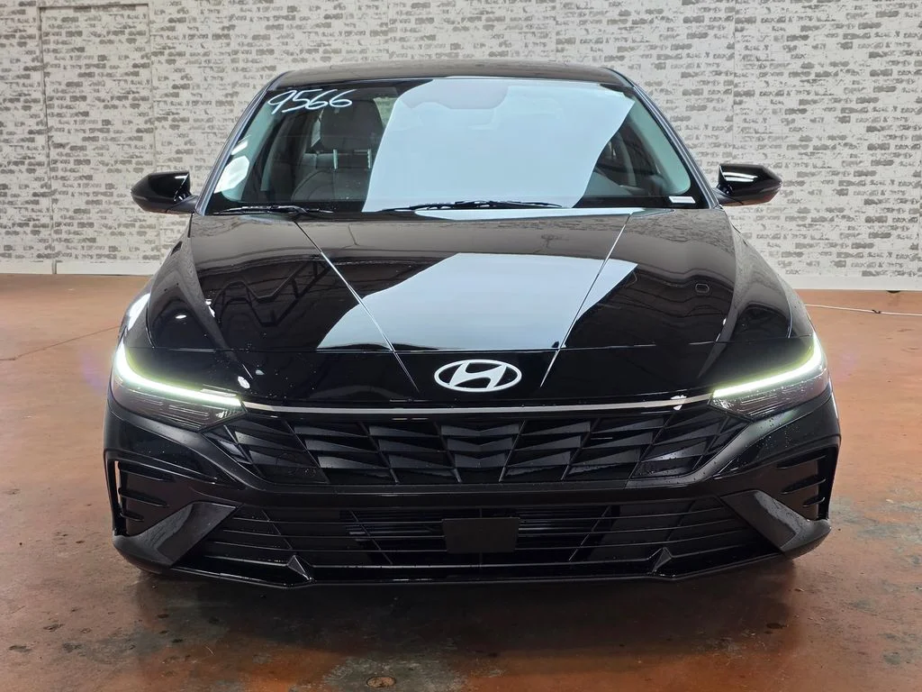 New 2026 Abyss Black Hyundai Limited image 2