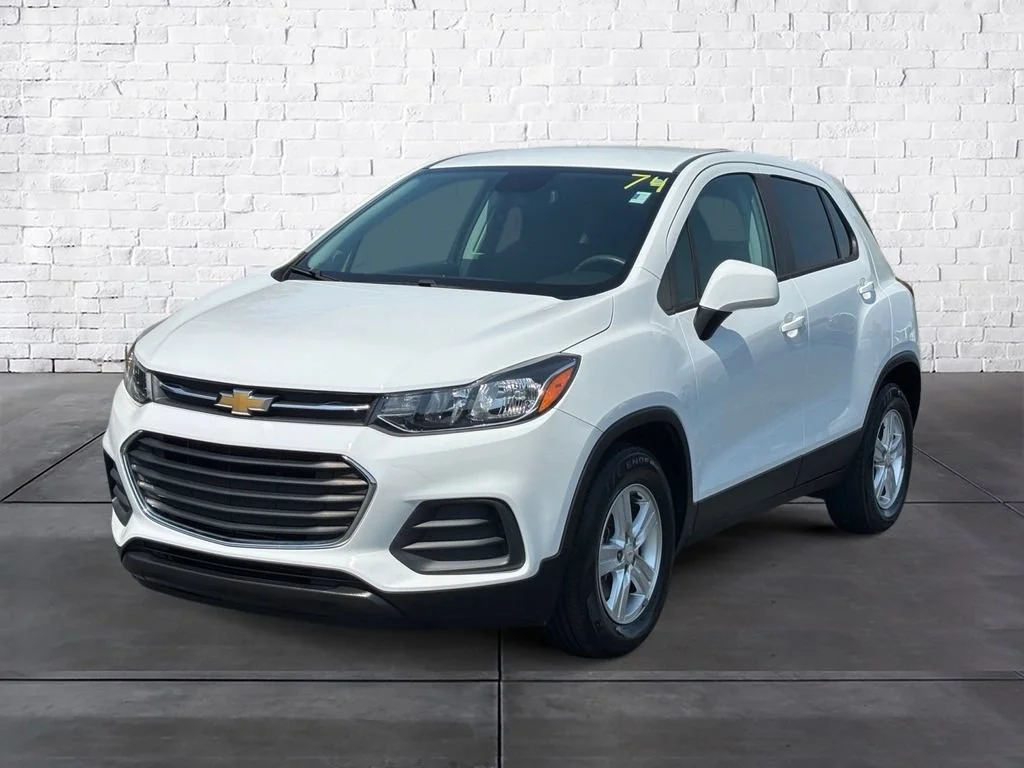 Used 2020 Chevrolet Trax LS with VIN KL7CJKSB4LB074788 for sale in South Pittsburg, TN