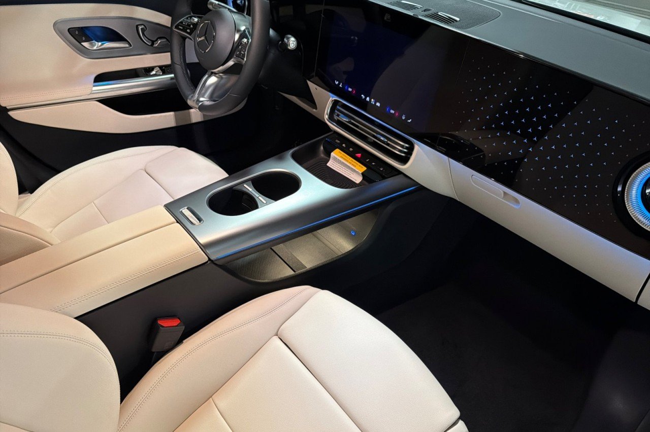 New 2027 Polar White Mercedes-Benz CLA 220 Hybrid FWD image 14