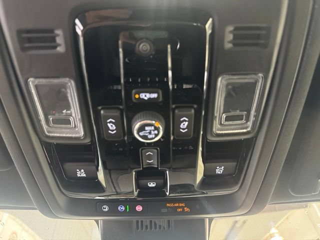 2026 GMC Yukon AT4 - Photo 17