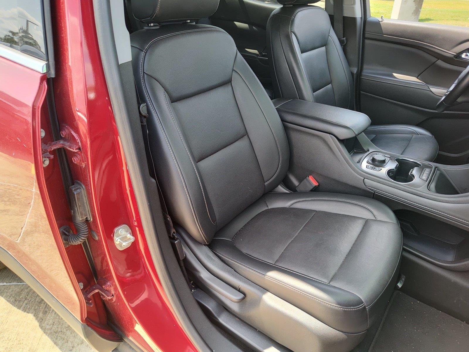 Used 2023 Volcanic Red Tintcoat GMC SLT image 23