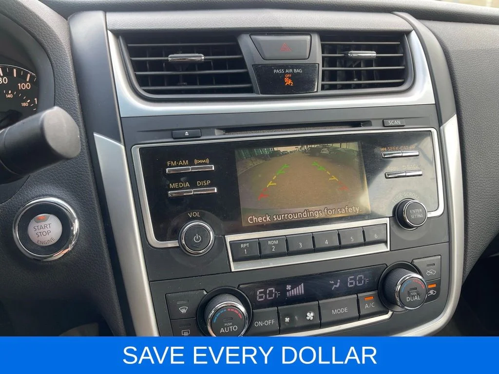 Used 2016 Gray Nissan 2.5 SV image 10