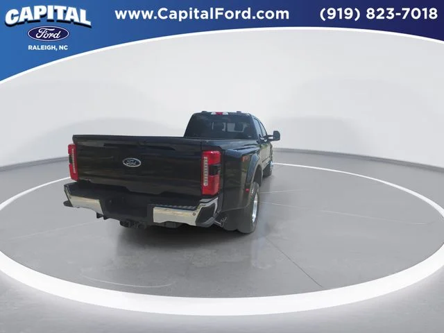 Used 2026 Black Ford Lariat image 8